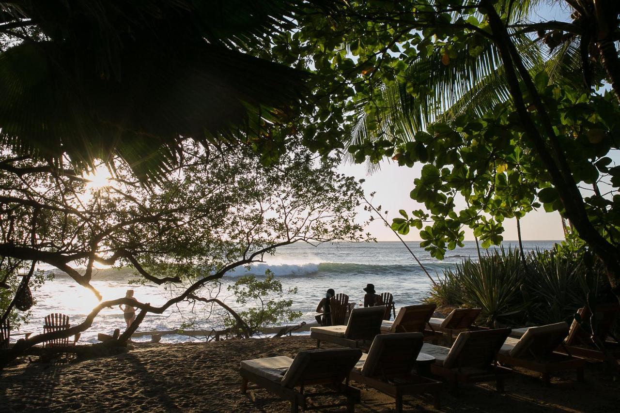 Sueno Del Mar Beachfront Hotel Tamarindo Exterior photo